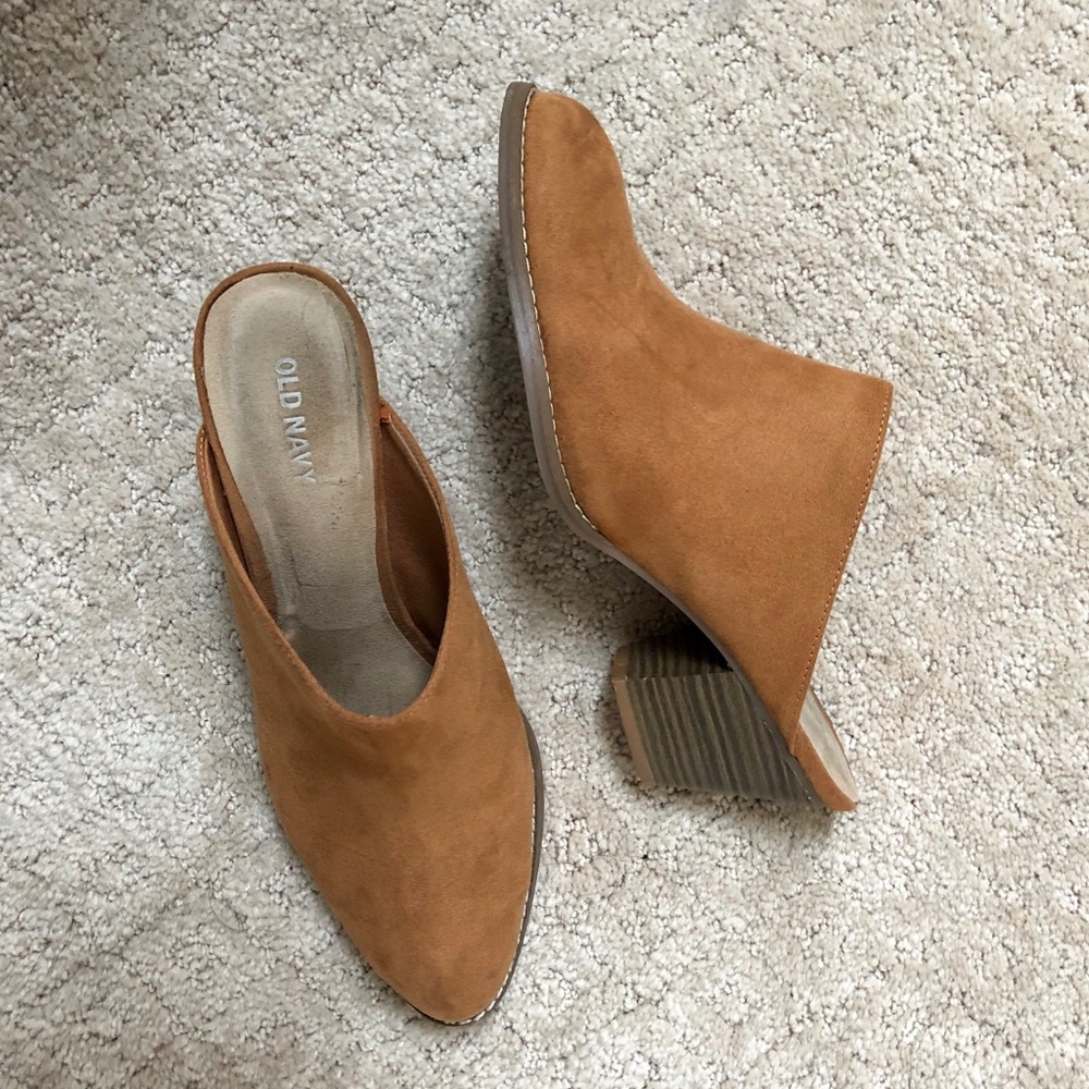 Old Navy mule heels